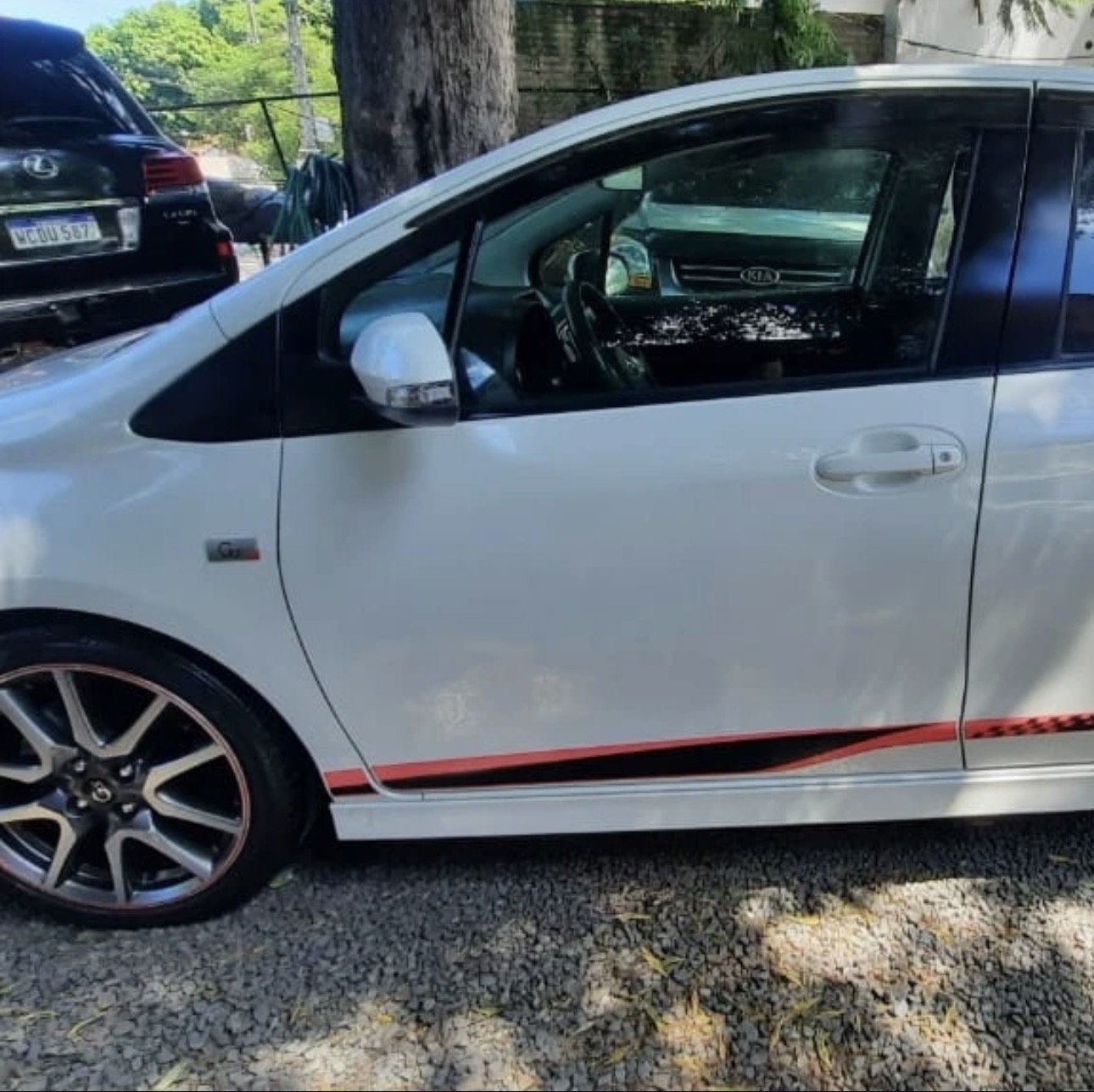 Toyota Vitz Rs GZ Racing - Foto 3